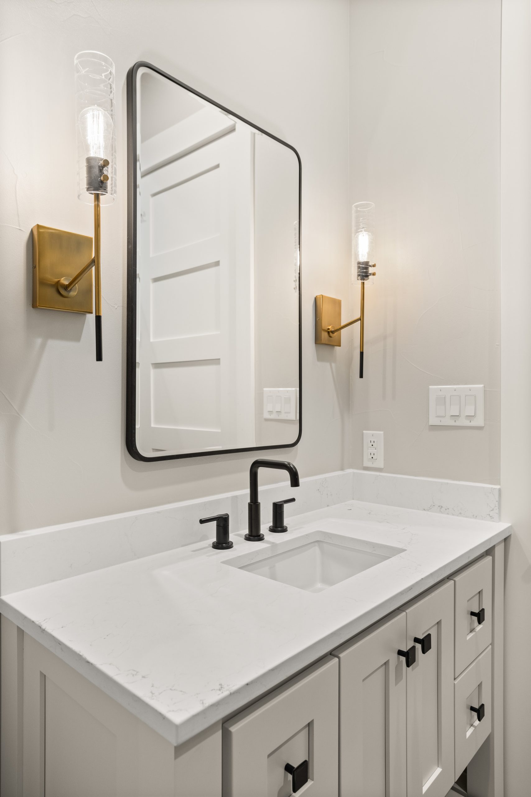 ellebracht-38 bathroom remodeling